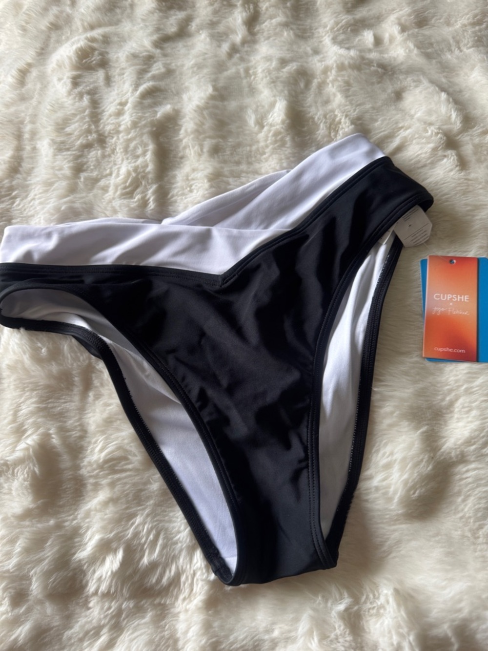 Liz Claiborne Black & White Zebra Print Swim Top with 2 mix and match bottoms - Picture 7 of 14